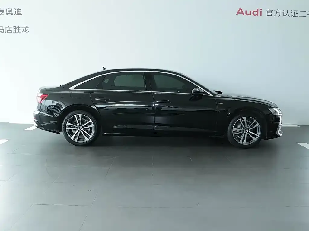 Audi A6L — фото 2