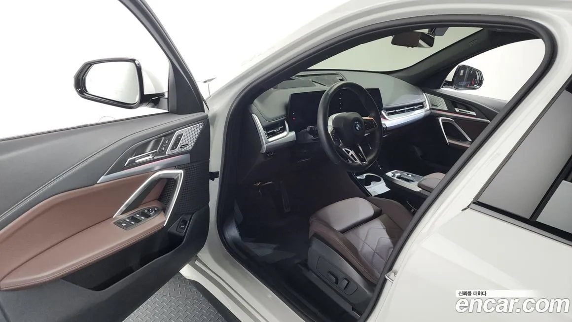 BMW iX1 2024 из KR, фото 4