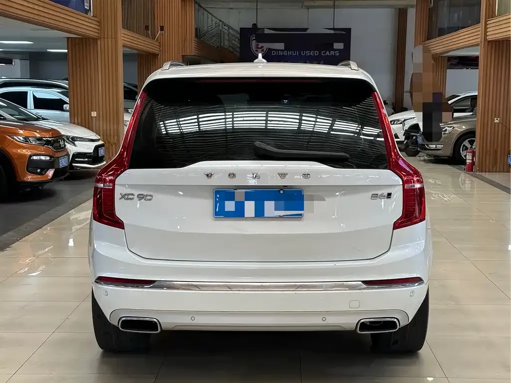 Volvo XC90 2021 из CN, фото 8