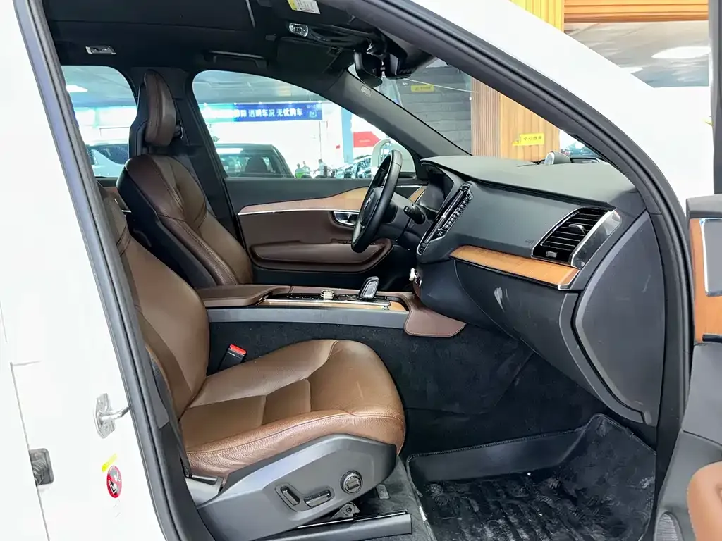 Volvo XC90 2021 из CN, фото 6