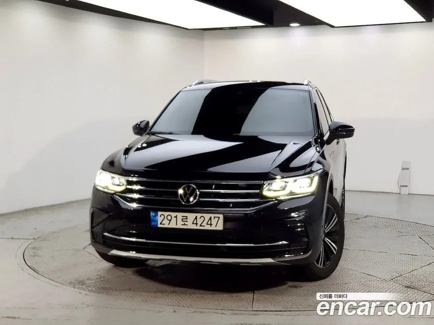 Volkswagen Tiguan 2021 из KR, фото 2