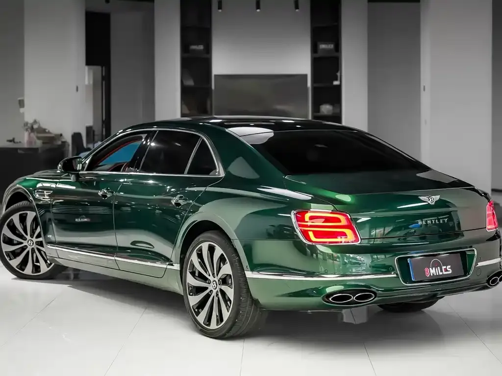 Bentley Flying Spur 2022 из CN, фото 9