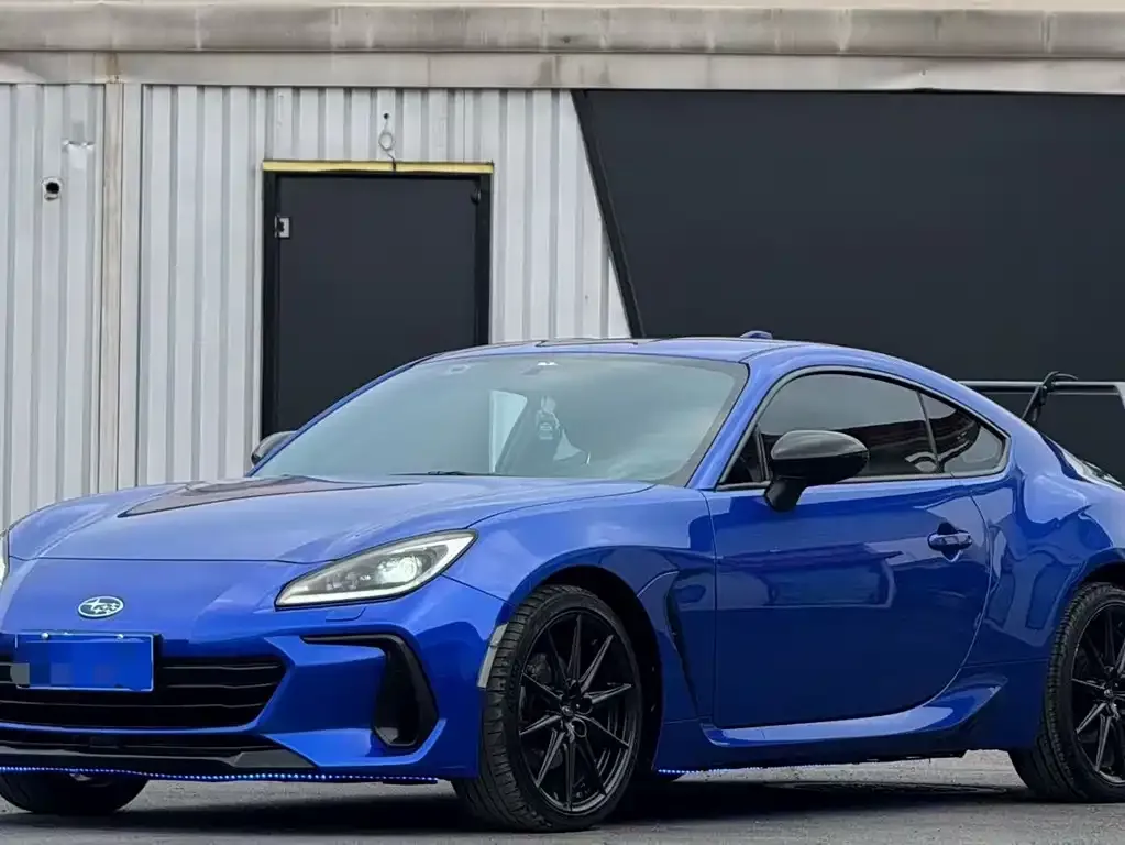 Subaru BRZ — фото 1