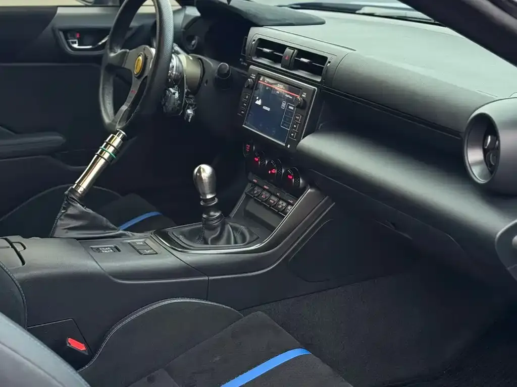 Subaru BRZ — фото 3