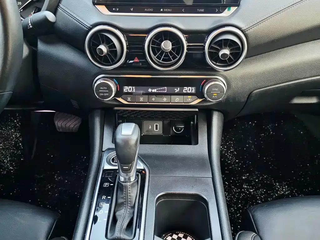 Nissan Sylphy 2023 из CN, фото 6