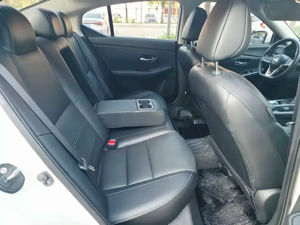 Nissan Sylphy 2023 из CN, фото 2