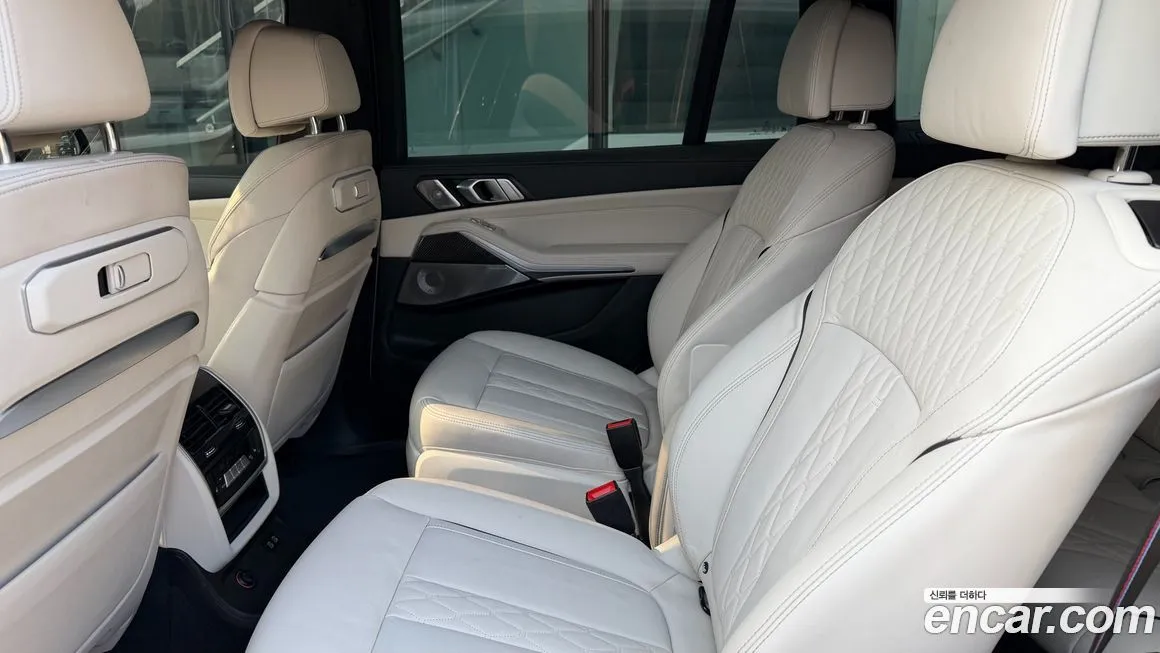 BMW X7 2024 из KR, фото 9