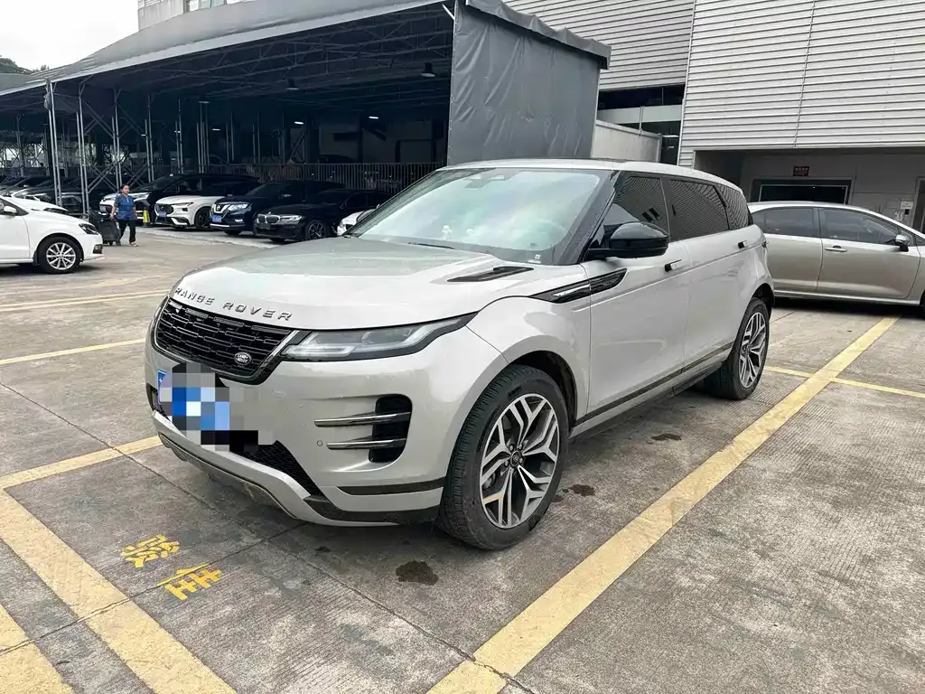 Land Rover Evoque — фото 1