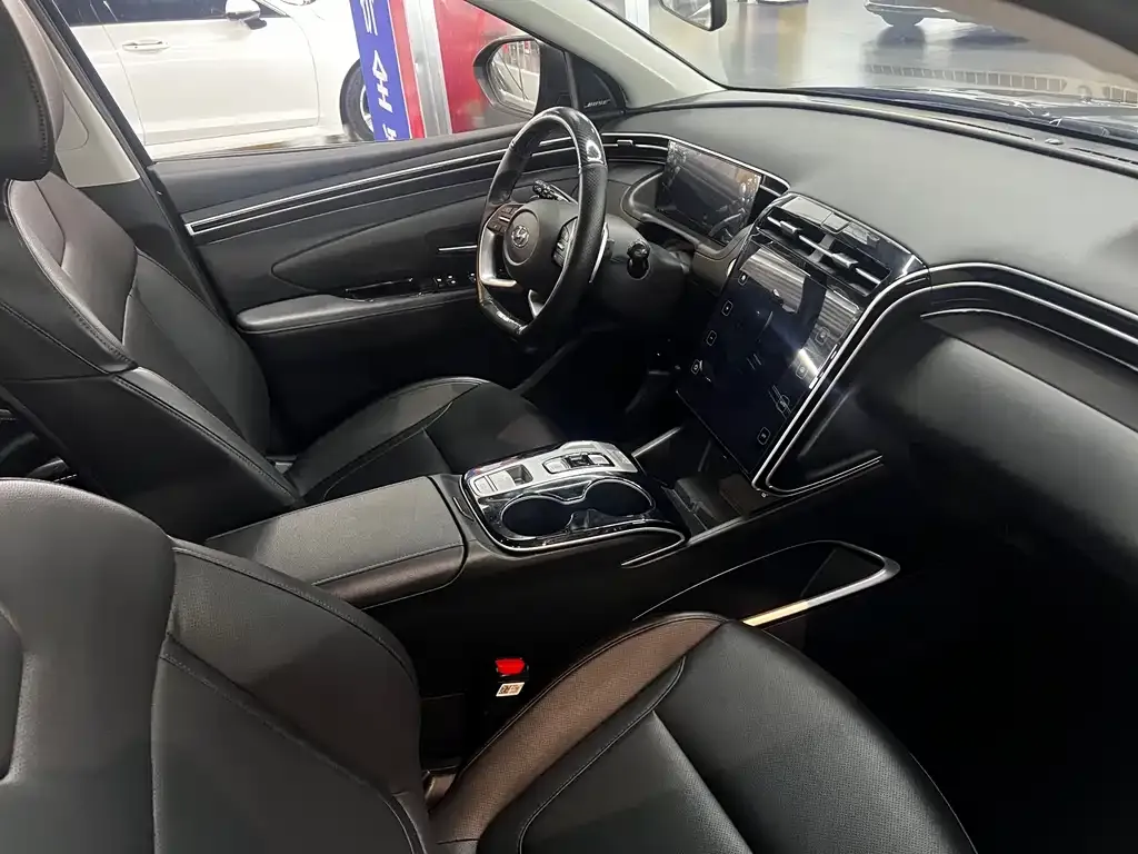 Hyundai Tucson 2024 из CN, фото 8