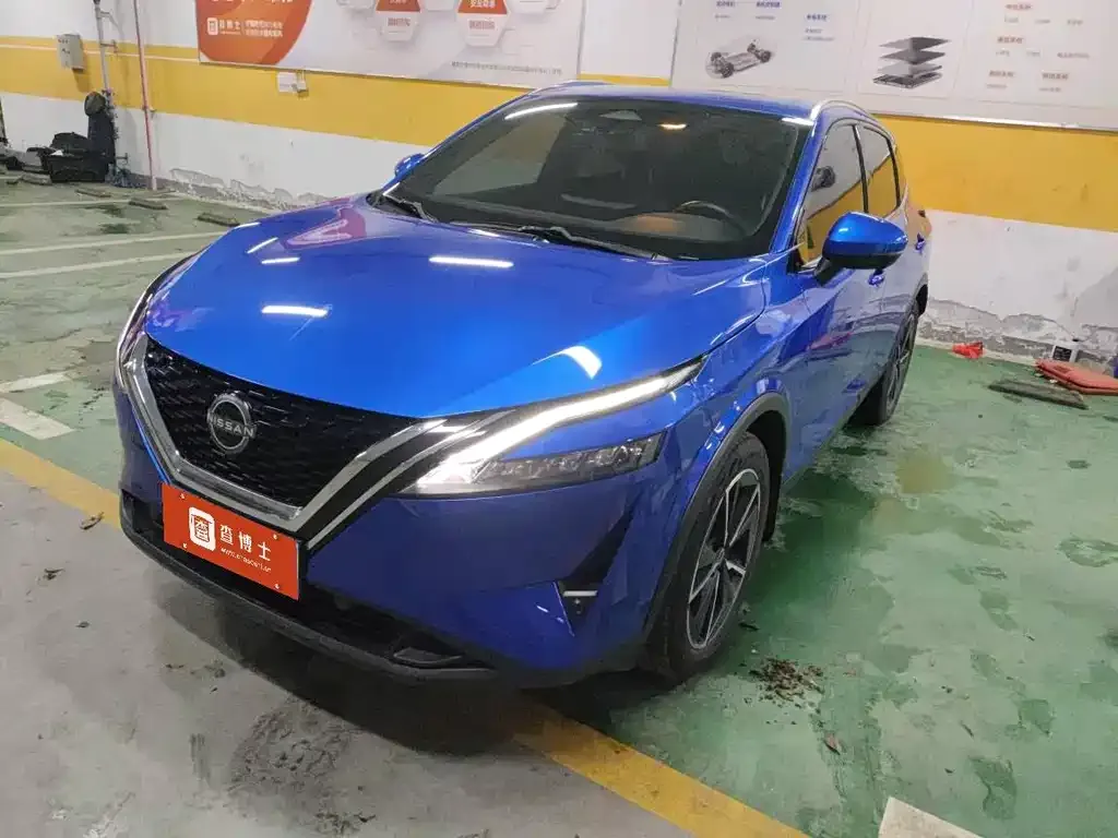 Nissan Qashqai — фото 1
