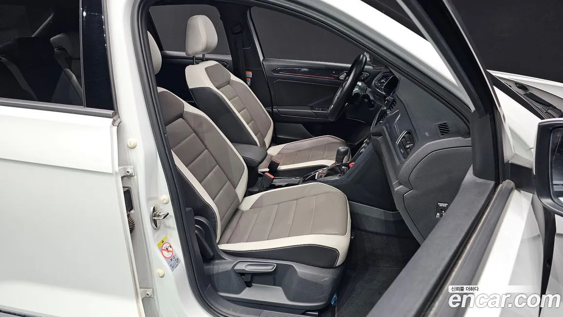 Volkswagen T-Roc 2021 из KR, фото 7
