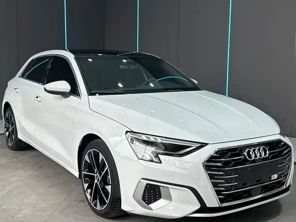 Audi A3 2023 из CN, фото 6