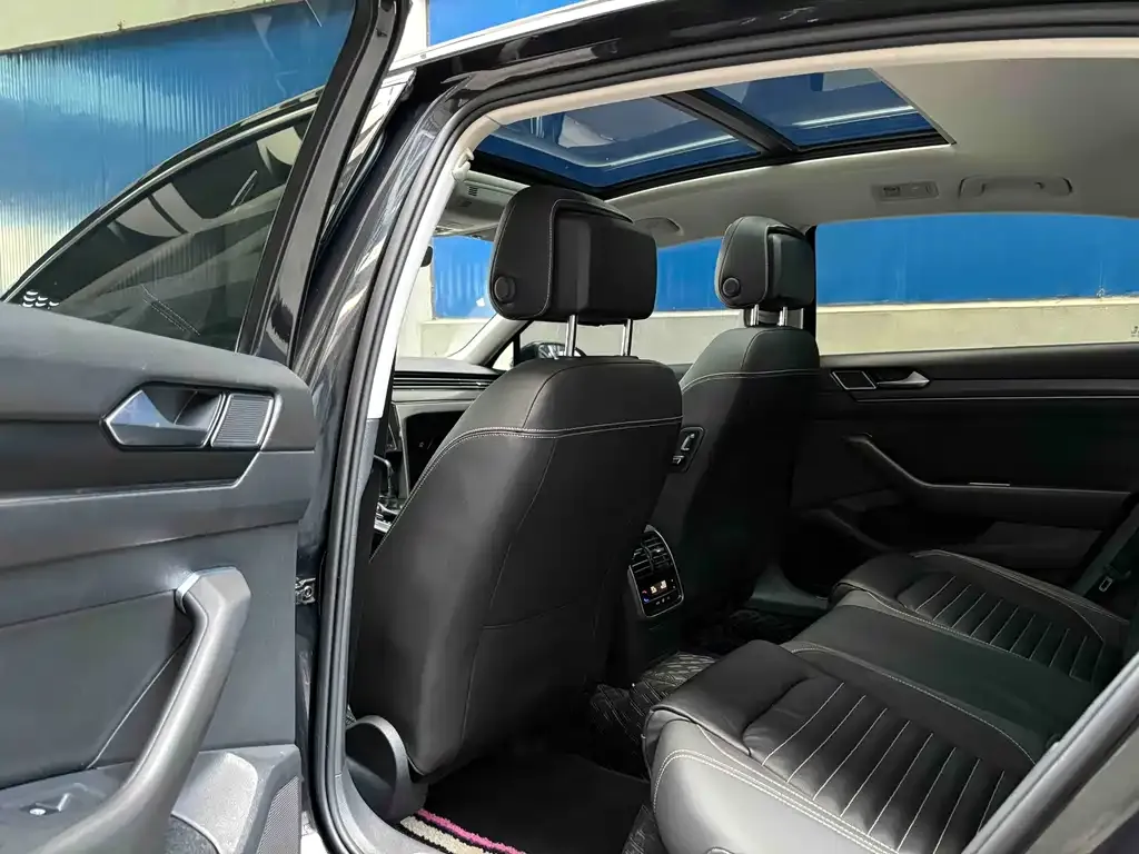 Volkswagen Magotan 2021 из CN, фото 3