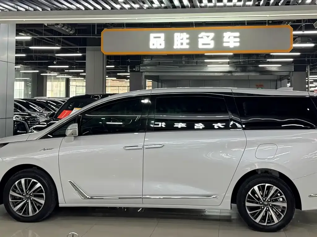 Buick GL8 2026 из CN, фото 10