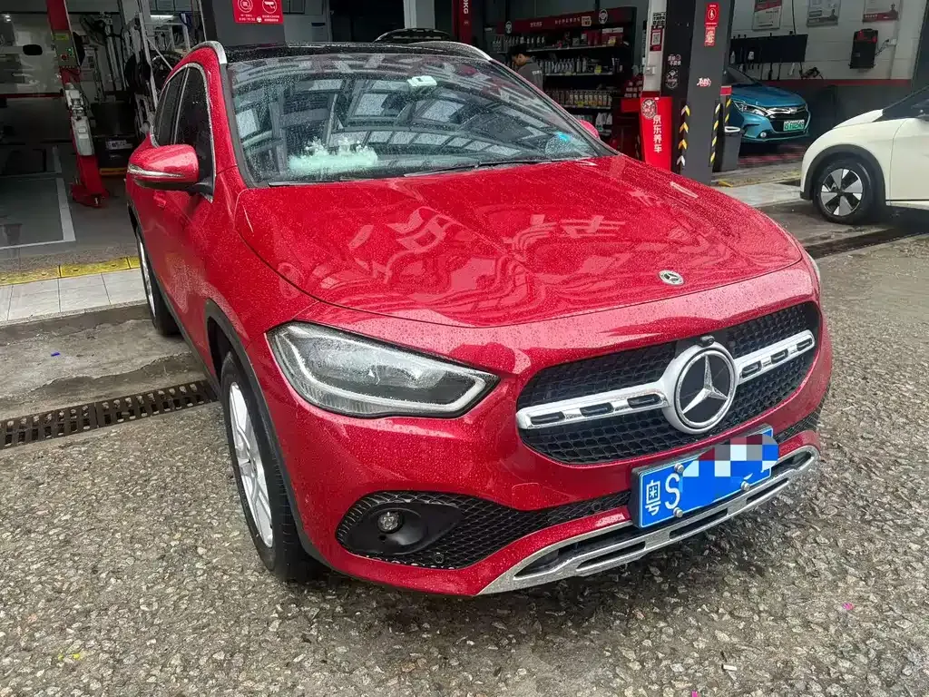 Mercedes-Benz GLA — фото 7
