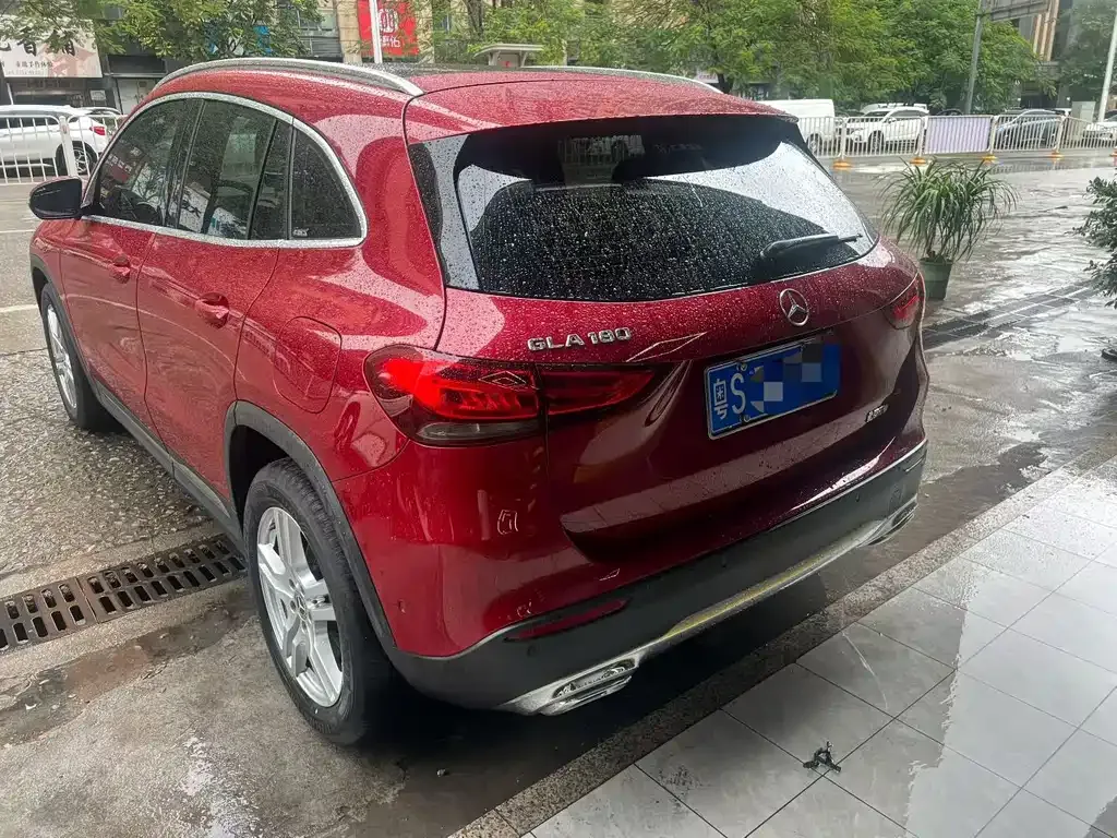 Mercedes-Benz GLA — фото 10