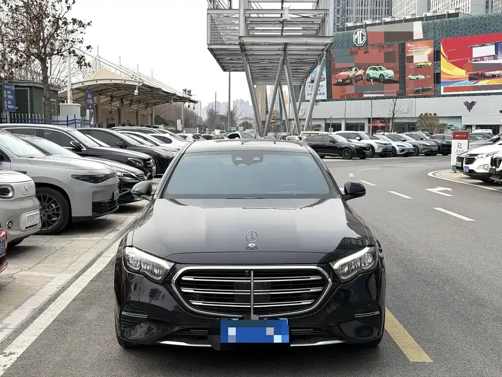 Mercedes-Benz E-Class 2024 из CN, фото 4