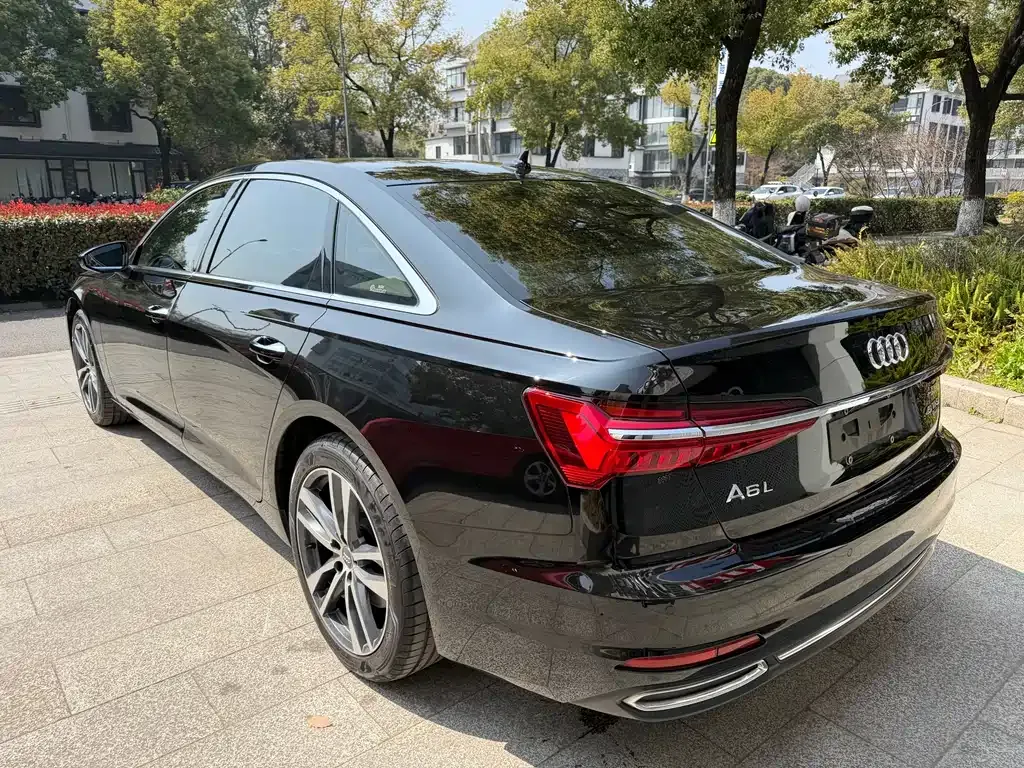 Audi A6L — фото 3
