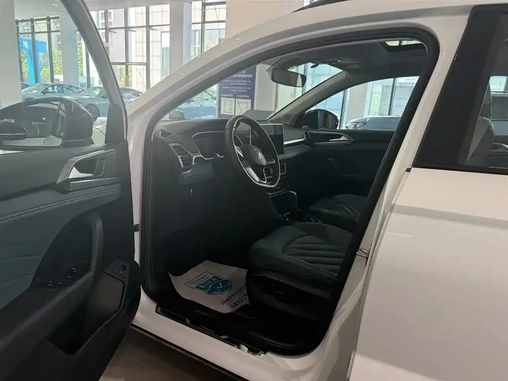 Volkswagen Tharu 2024 из CN, фото 6