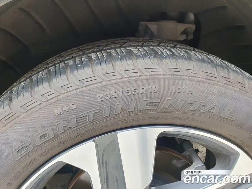 Kia Sorento — фото 4