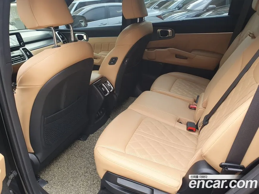 Kia Sorento — фото 3