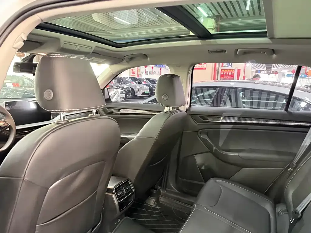 Skoda Kodiaq 2024 из CN, фото 2