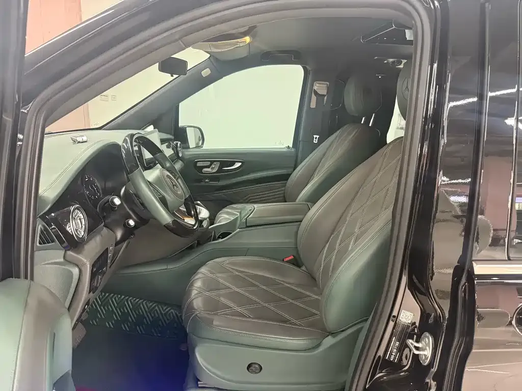 Mercedes-Benz Vito 2023 из CN, фото 8