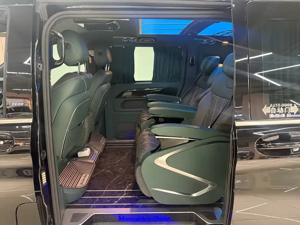 Mercedes-Benz Vito 2023 из CN, фото 3