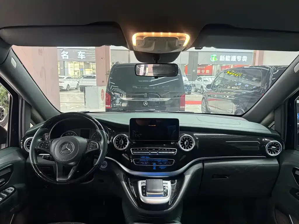 Mercedes-Benz Vito 2023 из CN, фото 5