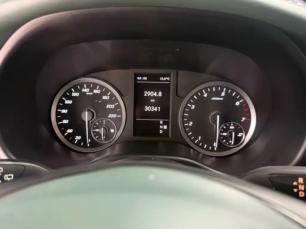 Mercedes-Benz Vito 2023 из CN, фото 2