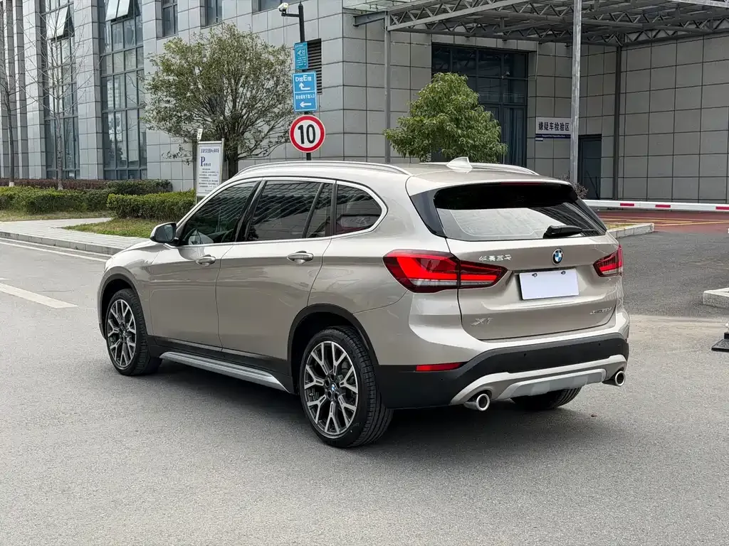 BMW X1 2022 из CN, фото 5