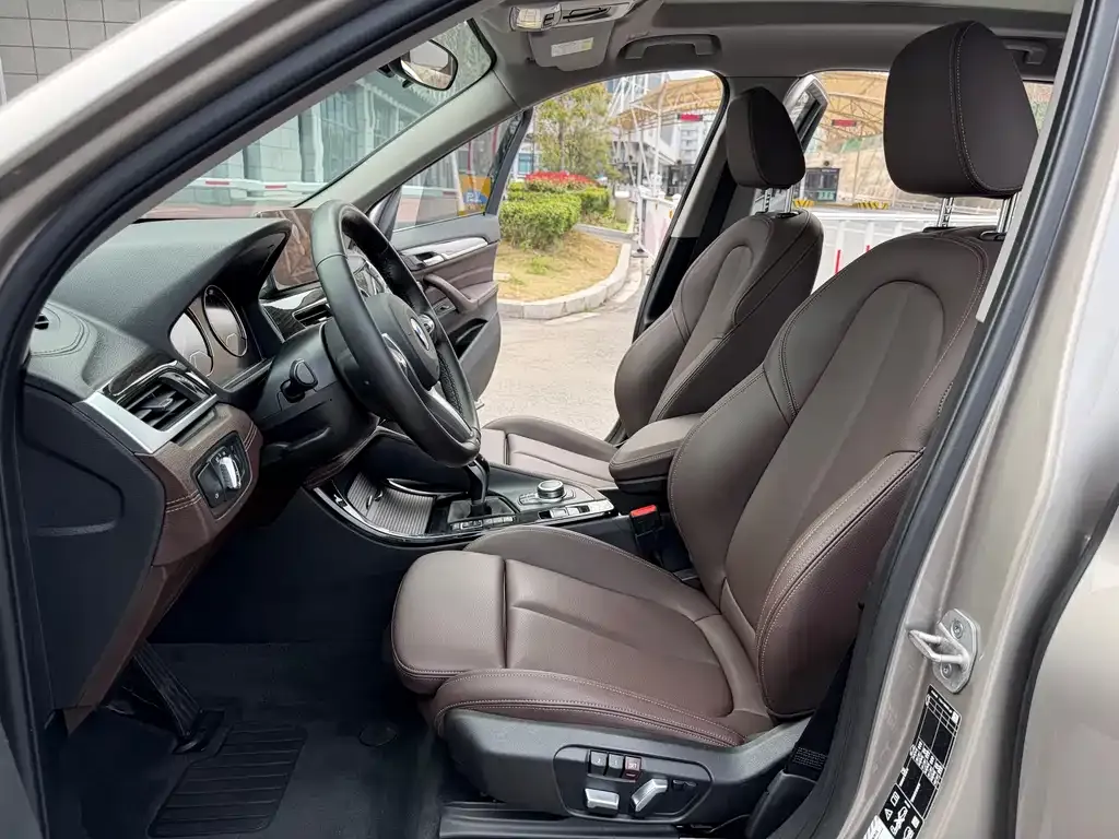 BMW X1 2022 из CN, фото 8