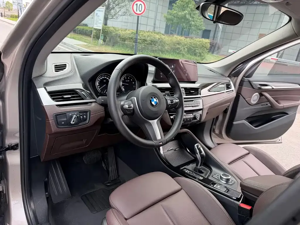BMW X1 2022 из CN, фото 3