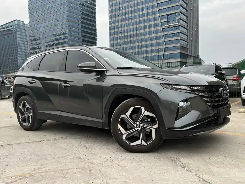 Hyundai Tucson — фото 8