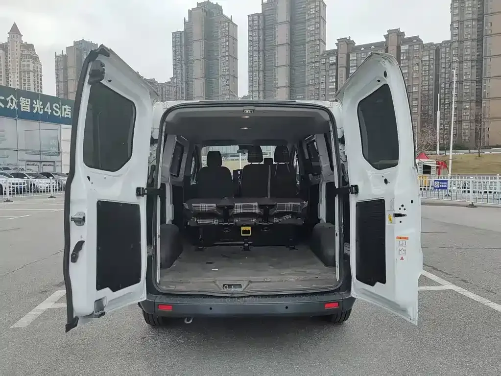 Ford Transit 2021 из CN, фото 7