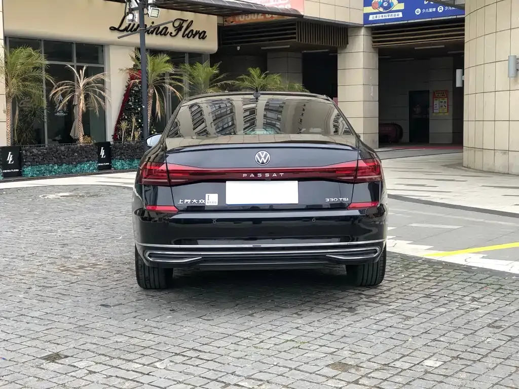 Volkswagen Passat — фото 9