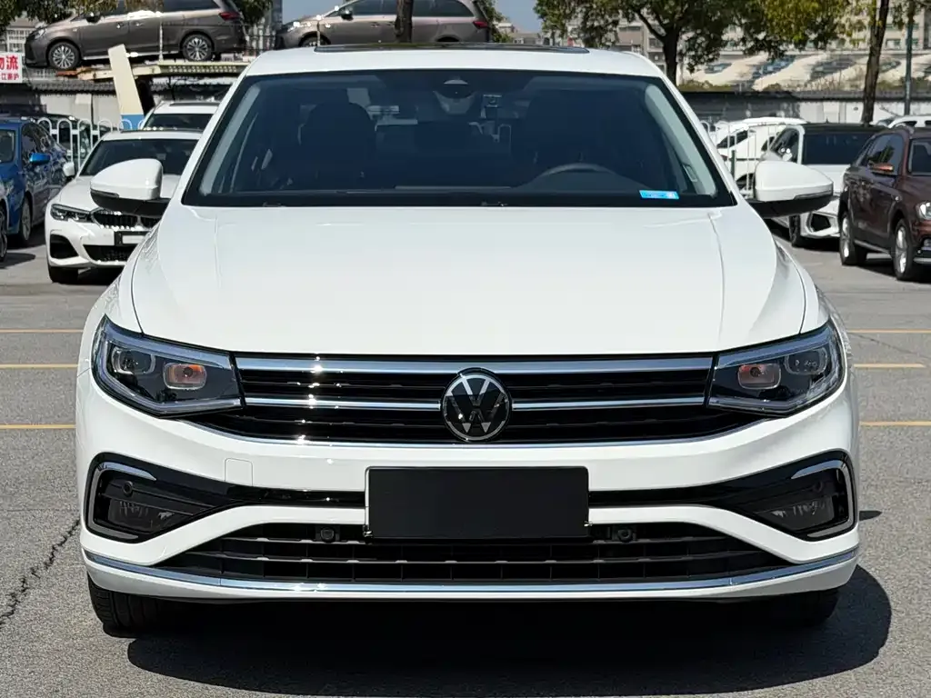Volkswagen Bora 2023 из CN, фото 5