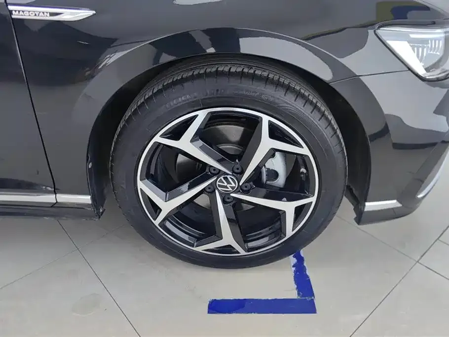 Volkswagen Magotan 2023 из CN, фото 10