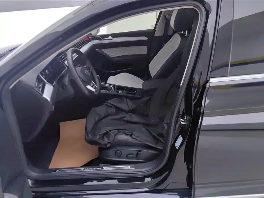 Volkswagen Magotan 2023 из CN, фото 8