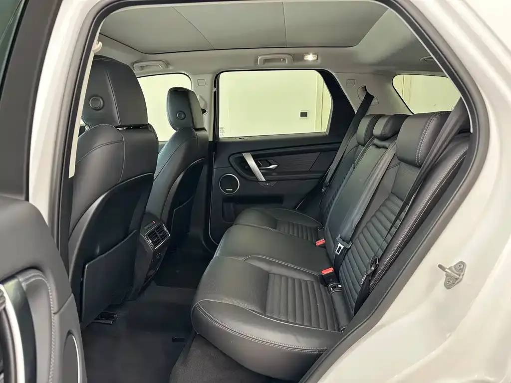 Land Rover Discovery Sport — фото 2