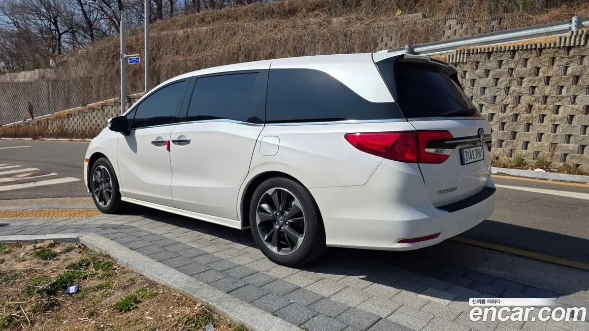 Honda Odyssey 2023 из KR, фото 9