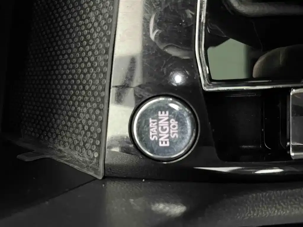 Volkswagen Tharu 2021 из CN, фото 4
