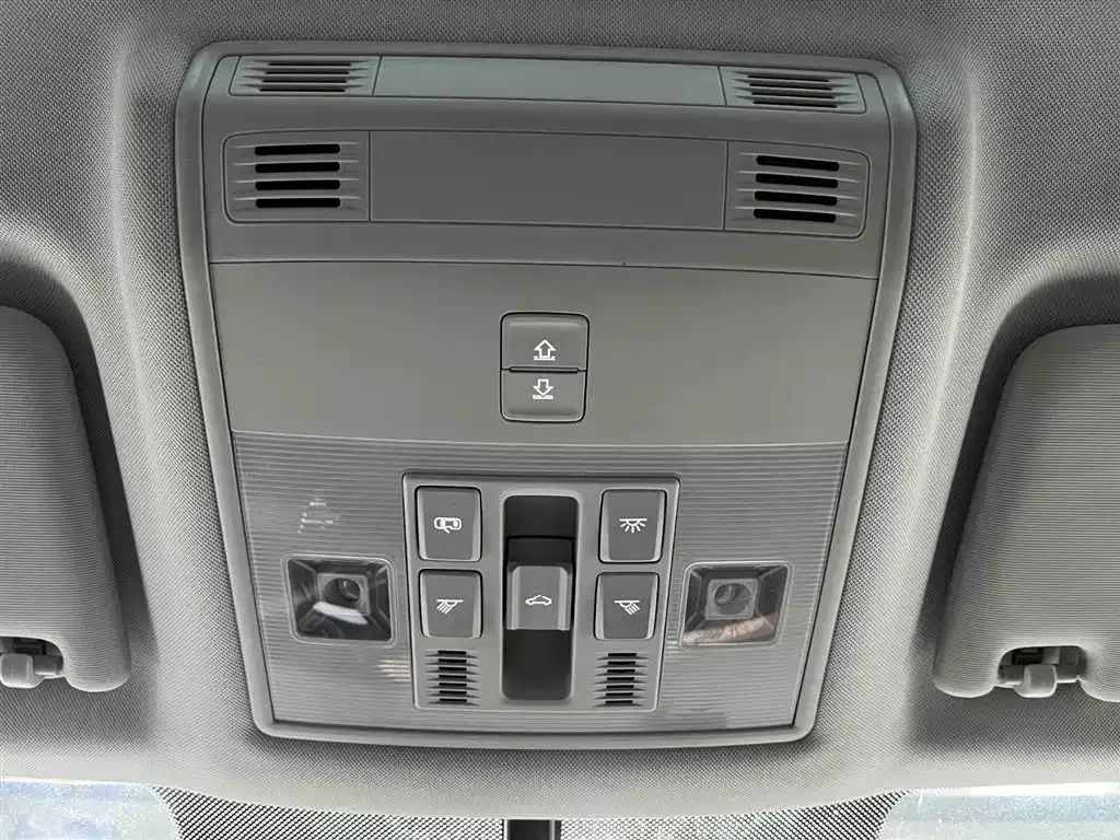 Volkswagen Tharu 2021 из CN, фото 9