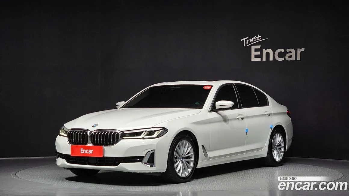 BMW 5-Series — фото 1