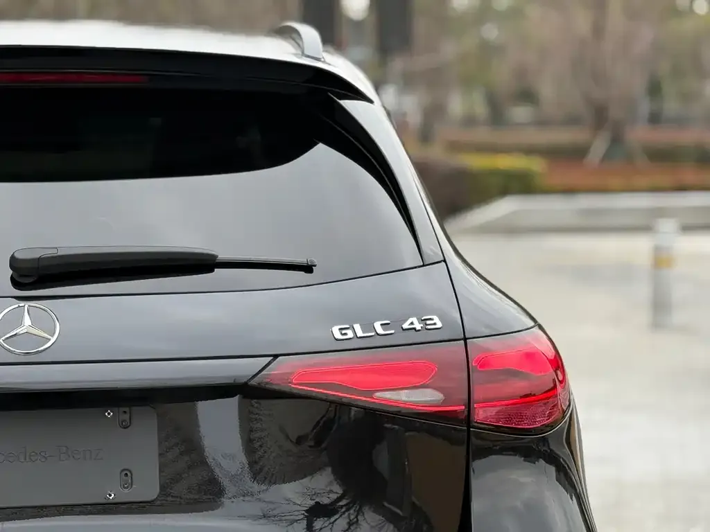 Mercedes-Benz GLC AMG 2025 из CN, фото 5