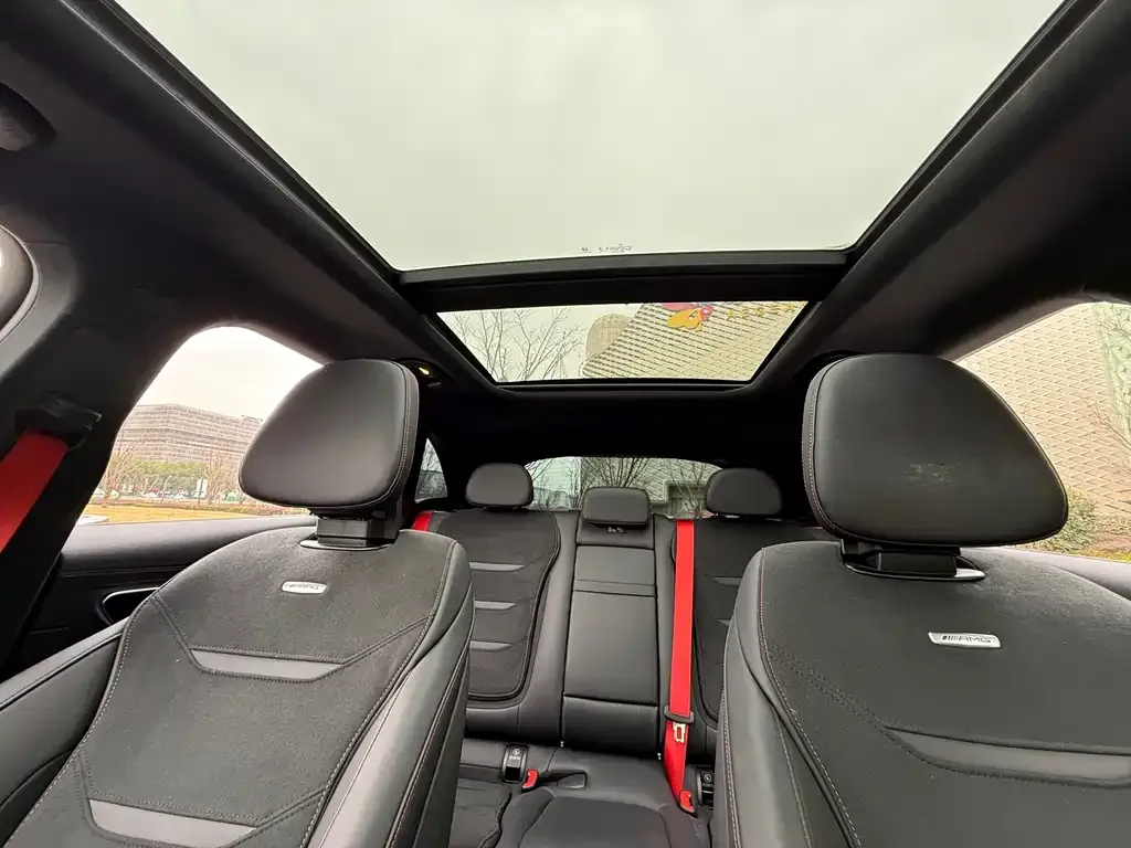 Mercedes-Benz GLC AMG 2025 из CN, фото 6