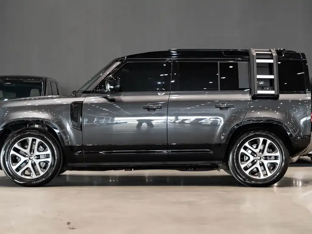 Land Rover Defender — фото 9