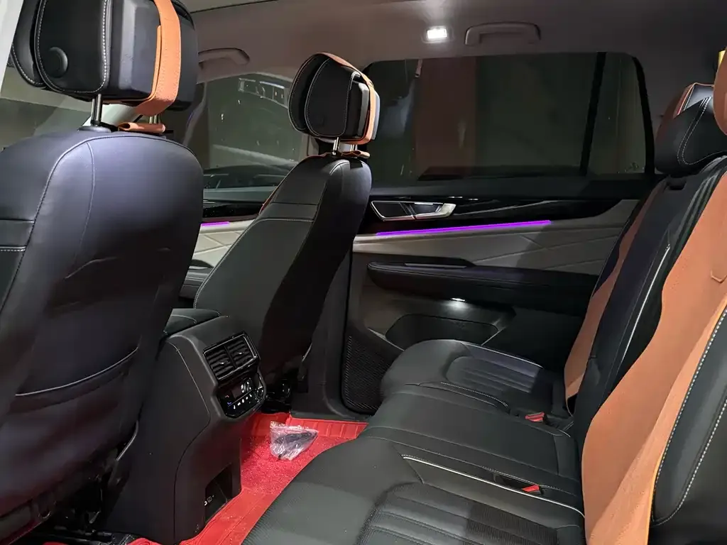 Volkswagen Teramont 2023 из CN, фото 8