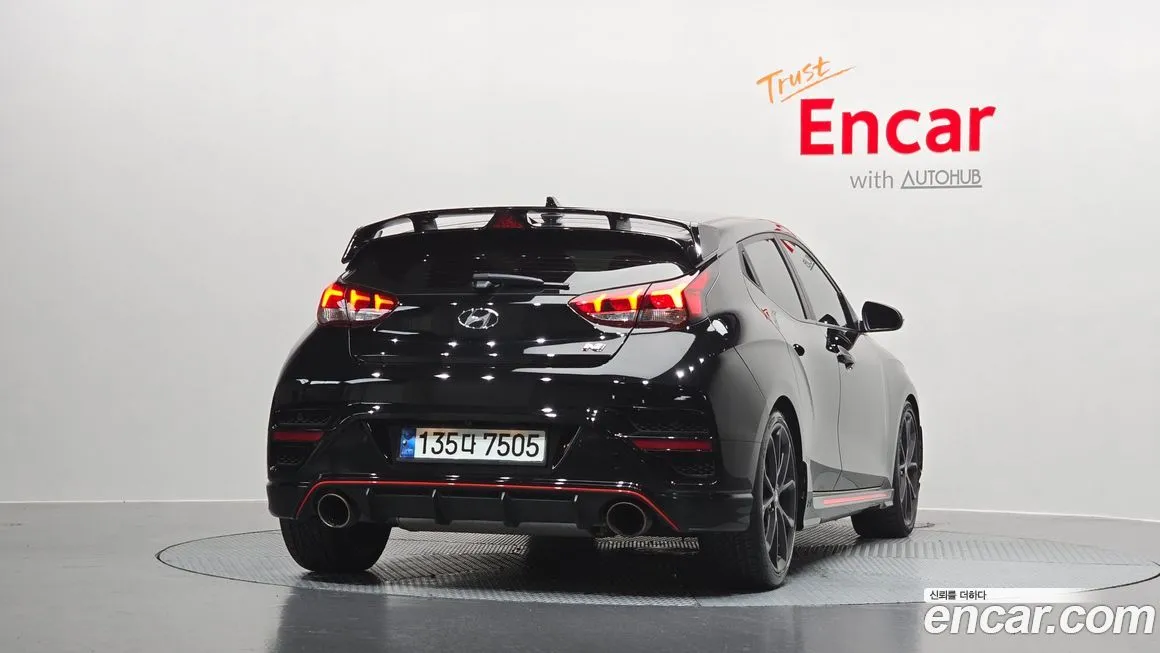 Hyundai Veloster — фото 7