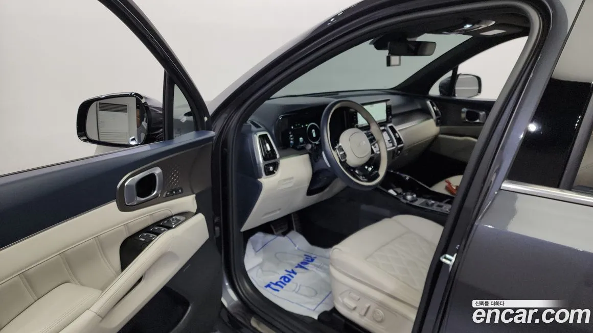 Kia Sorento — фото 6